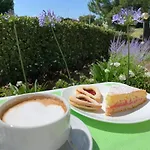 Zia Regina Bed & Breakfast
