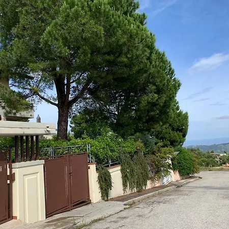 Zia Regina 3*